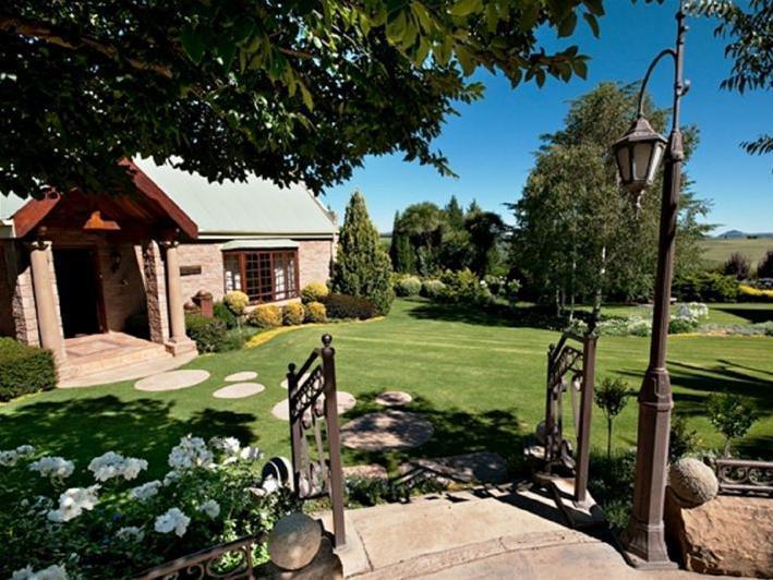 Andes Clarens Guesthouse Exterior photo